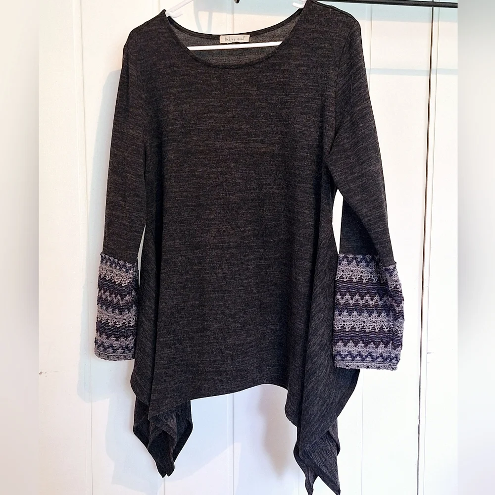 Indigo Soul VGC Gray Boho Tunic Sweater Size M - Picture 1 of 3